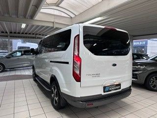 Ford Tourneo Custom 2023