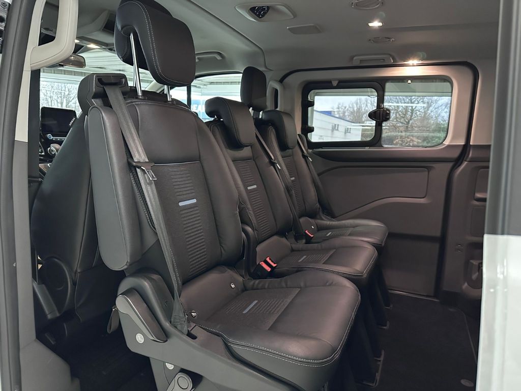 Ford Tourneo Custom 2023