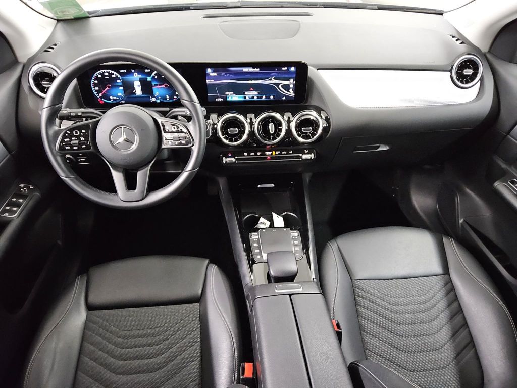 Mercedes-Benz GLA 180 2022