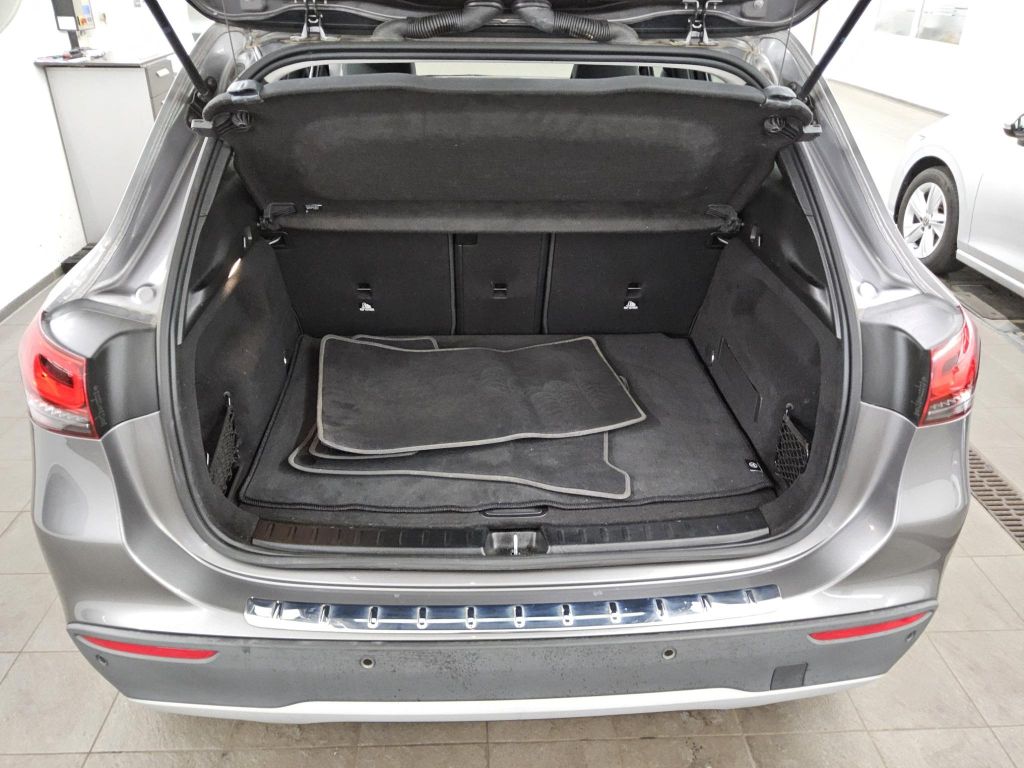 Mercedes-Benz GLA 180 2022