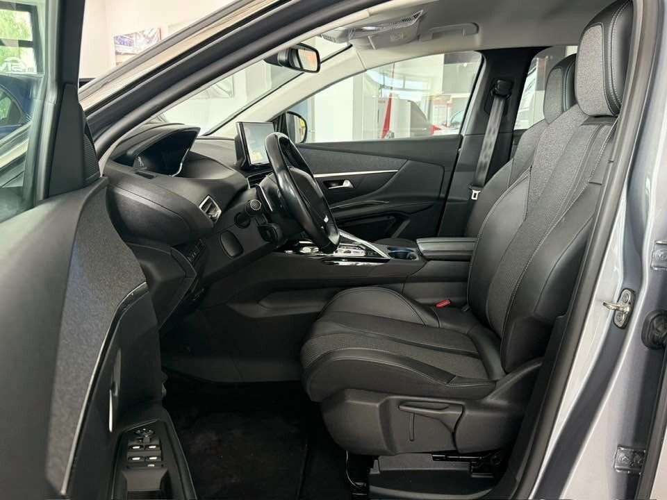 Peugeot 3008 2021