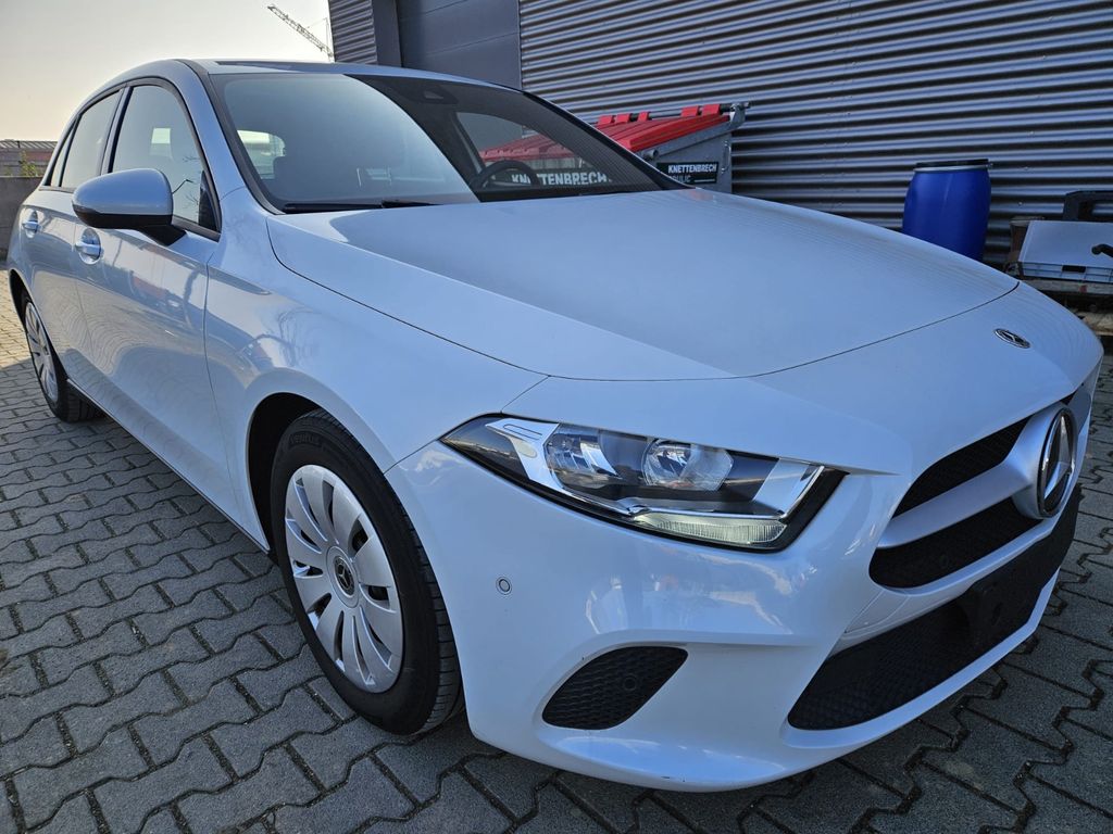 Mercedes-Benz A 160 2021