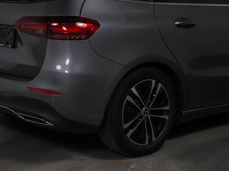Mercedes-Benz B 200 2024