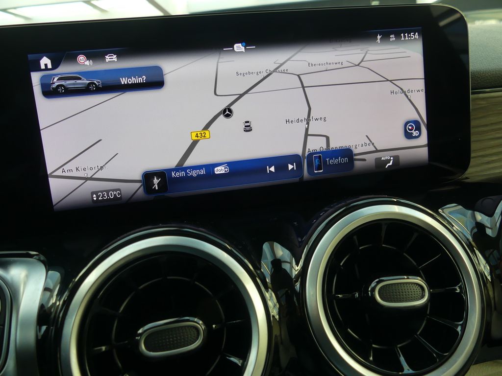 Mercedes-Benz GLB 180 2025