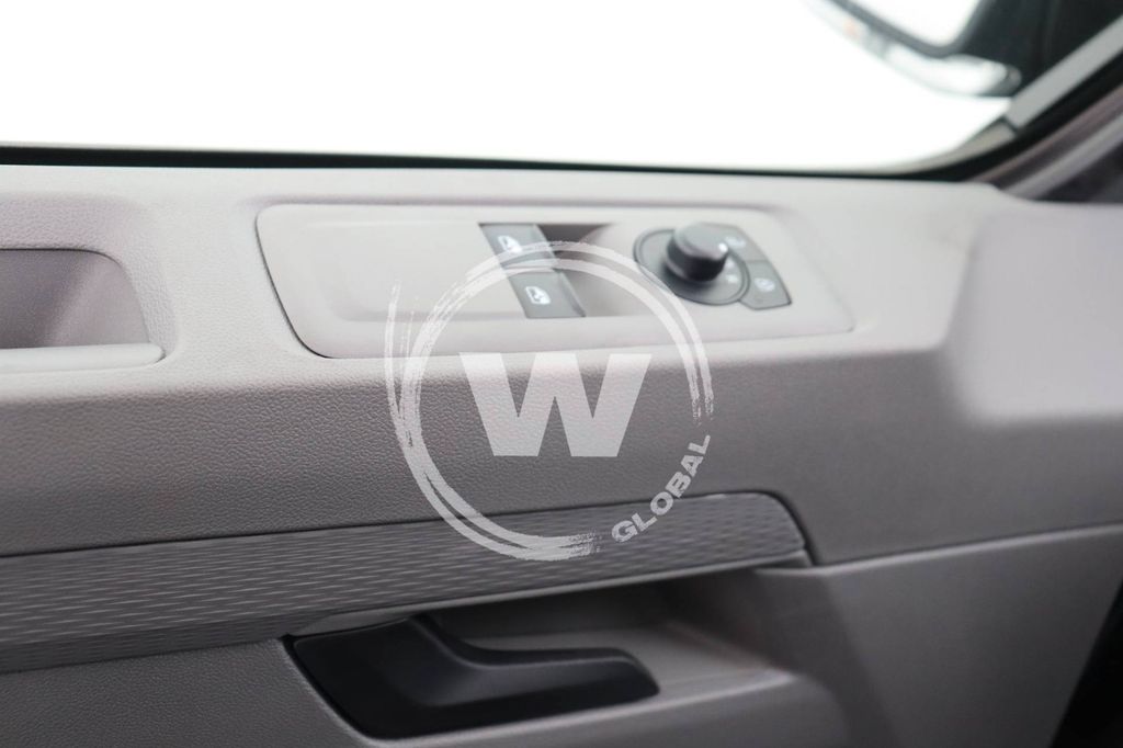 Volkswagen T7 Transporter