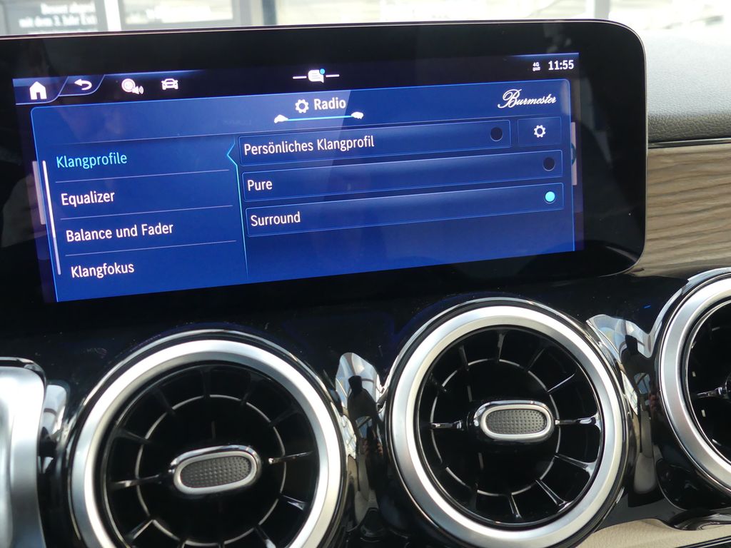 Mercedes-Benz GLB 180 2025