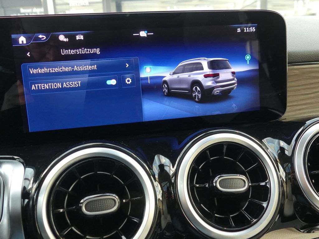 Mercedes-Benz GLB 180 2025