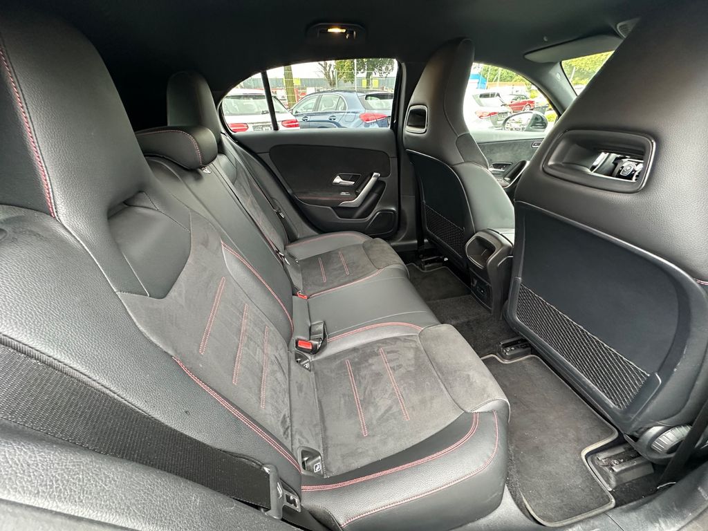 Mercedes-Benz A 250 2021