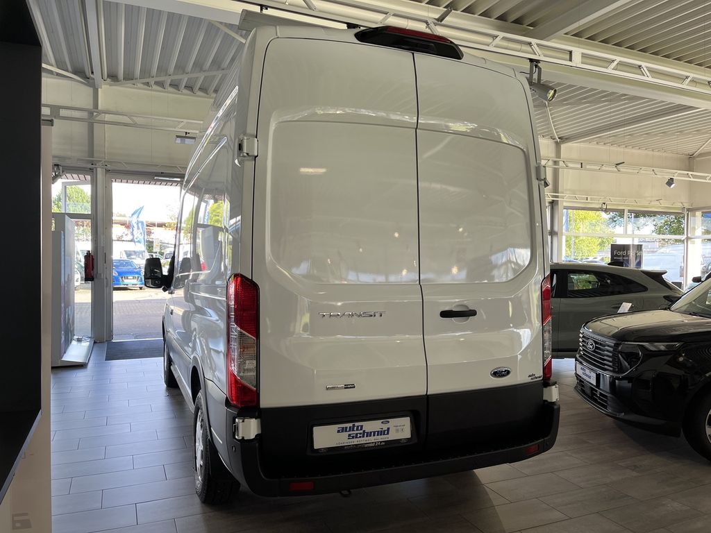 Ford Transit 2024