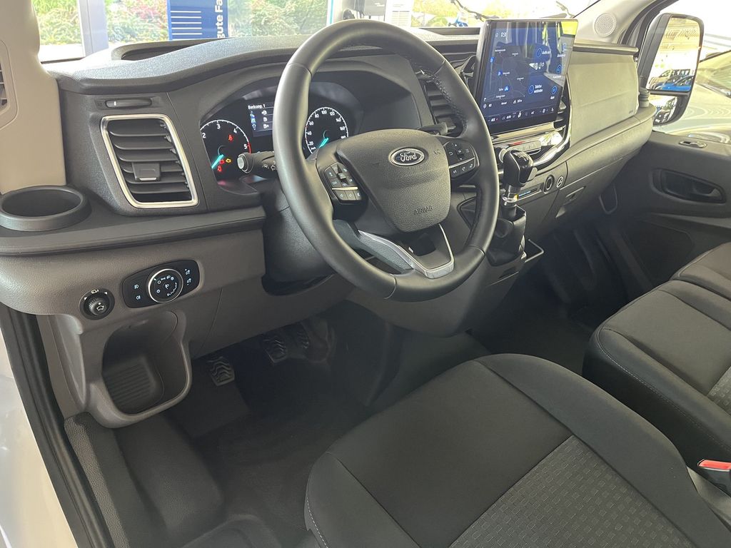 Ford Transit 2024