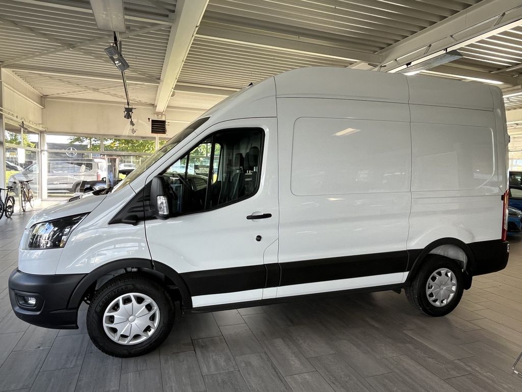 Ford Transit 2024