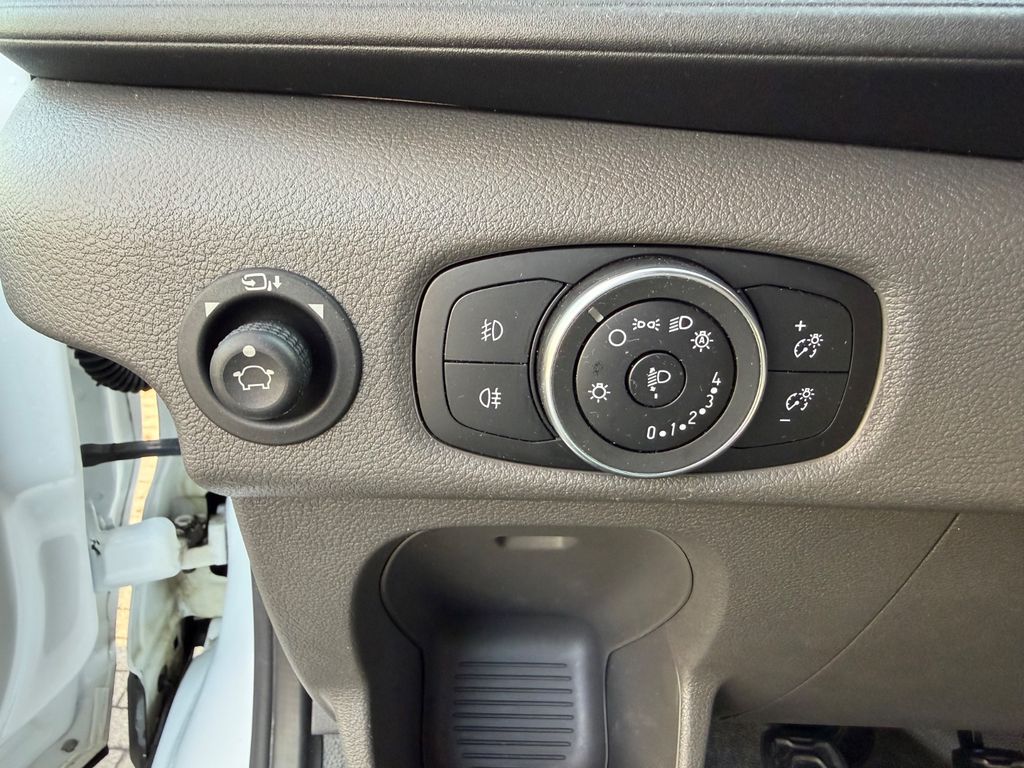 Ford Transit 2021
