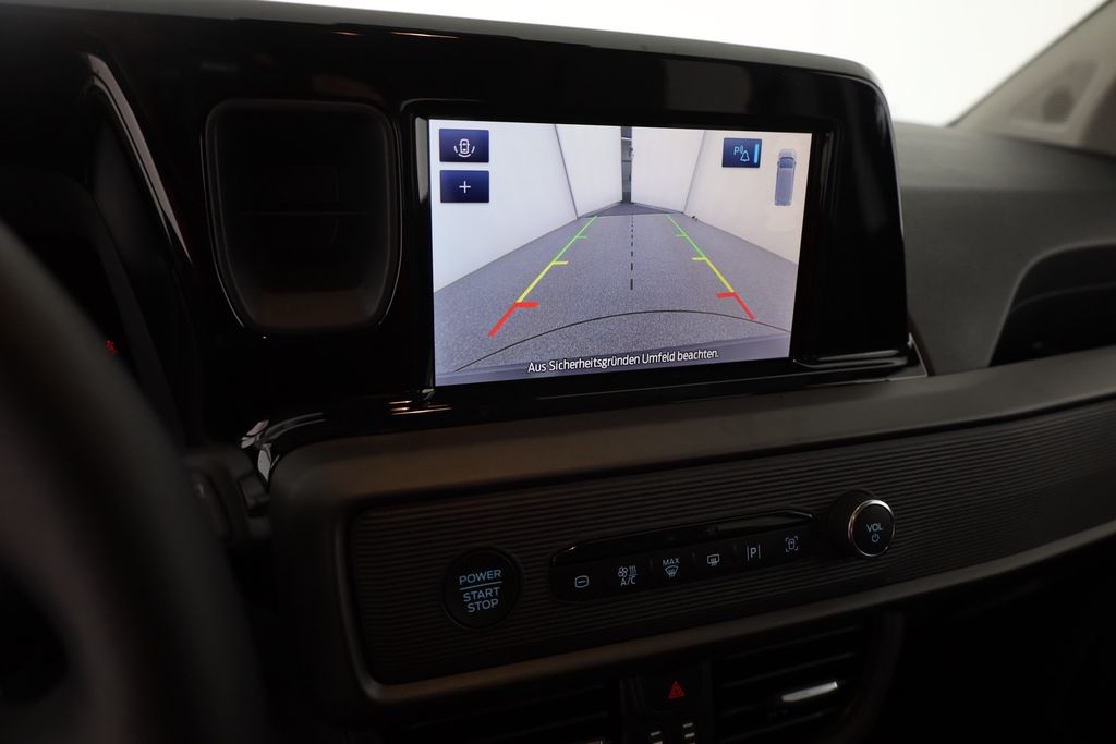 Ford Tourneo Courier 2025