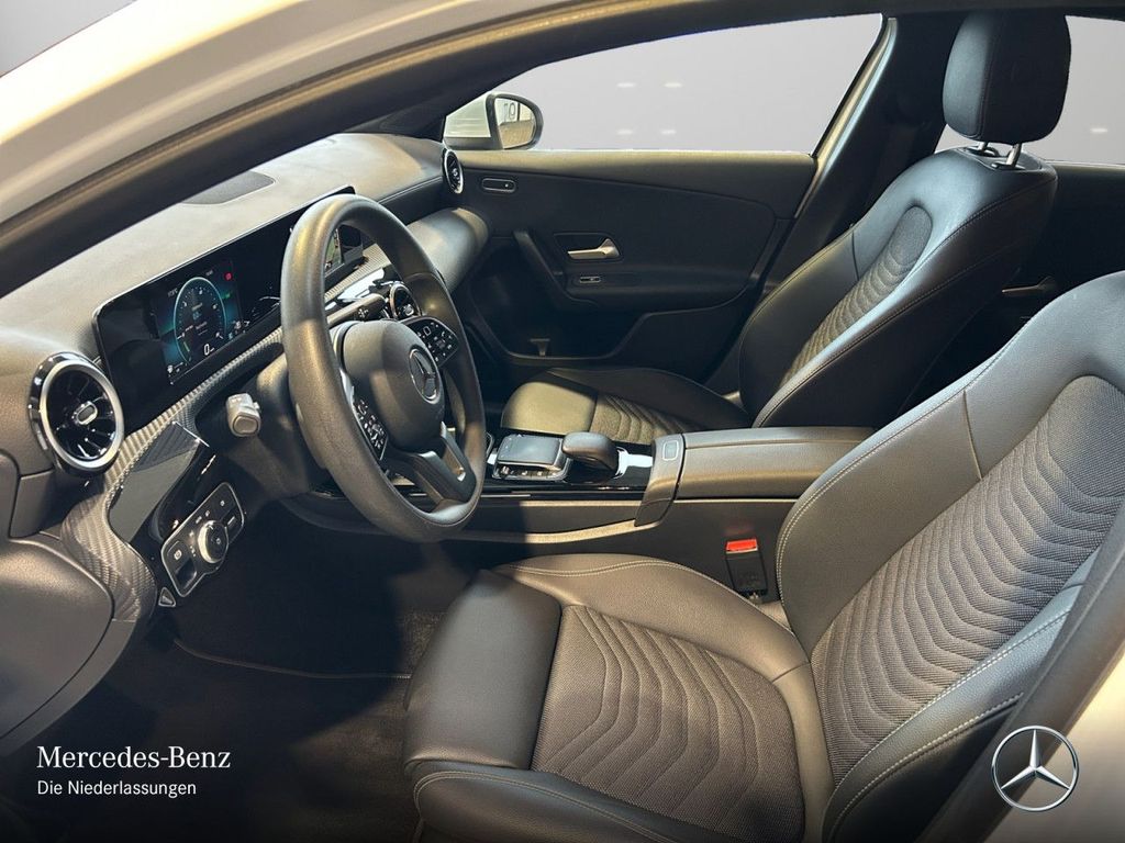 Mercedes-Benz A 180 2022