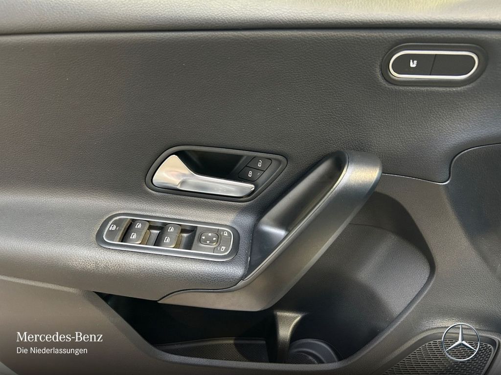 Mercedes-Benz A 180 2022