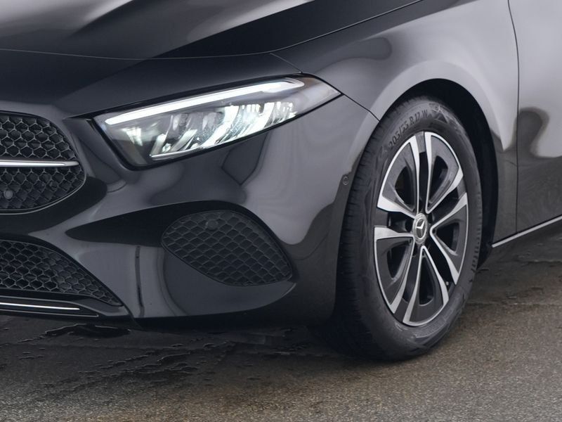 Mercedes-Benz A 200 2024