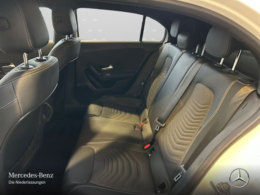 Mercedes-Benz A 180 2022