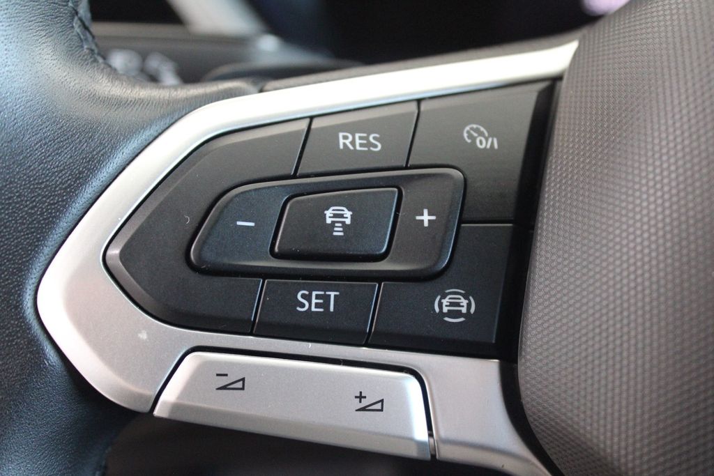 Volkswagen Touran 2023