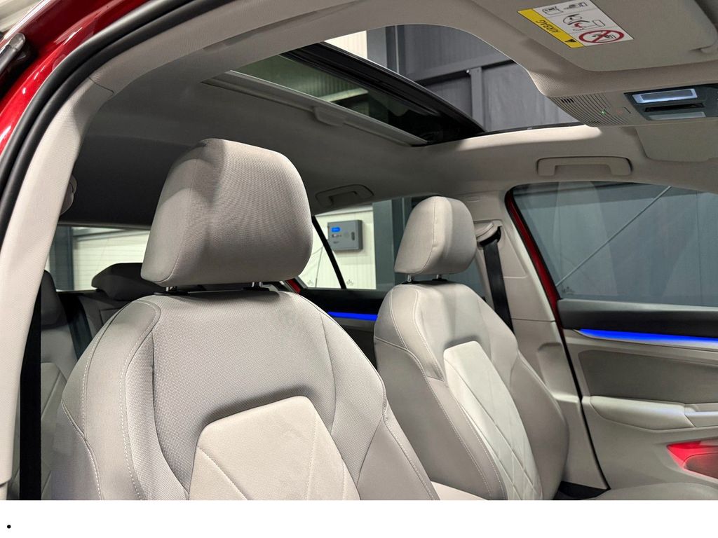 Volkswagen Golf 2021
