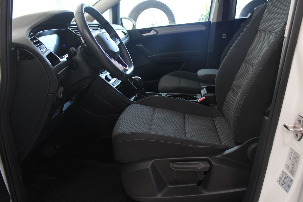 Volkswagen Touran 2023