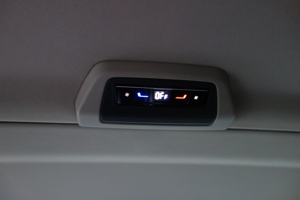 Volkswagen T7 Multivan 2025