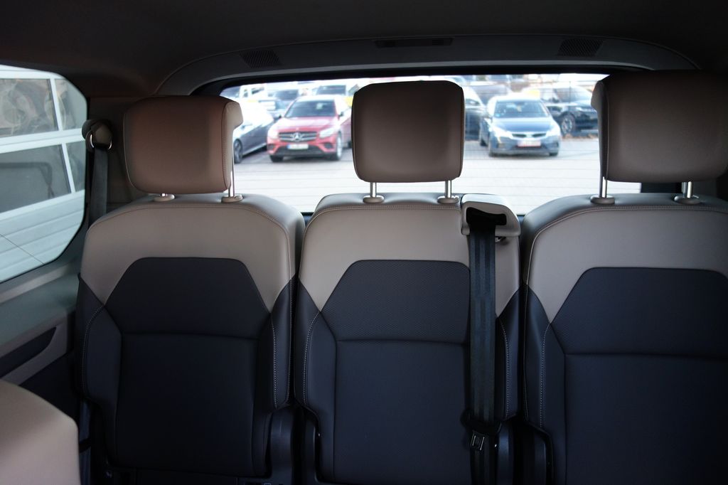 Volkswagen T7 Multivan 2025