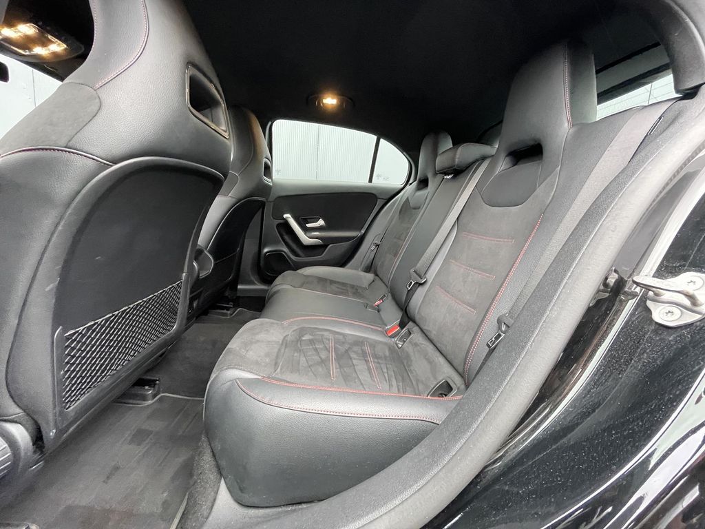 Mercedes-Benz A 180 2021