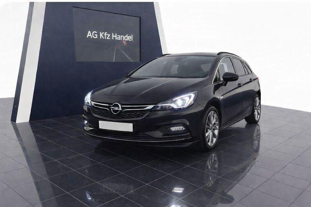 Opel Astra 2021