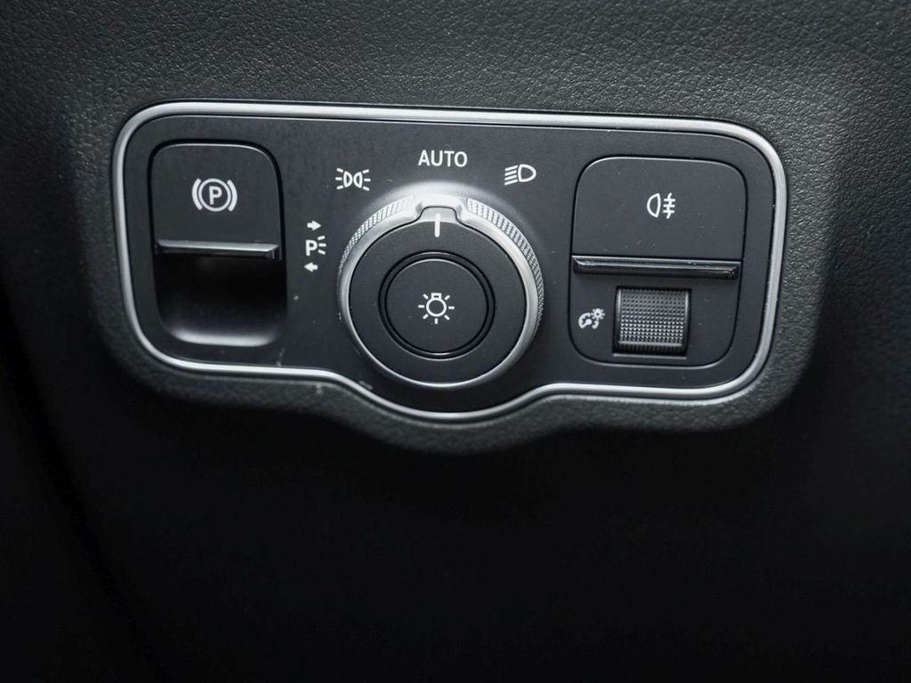 Mercedes-Benz GLA 250 2021