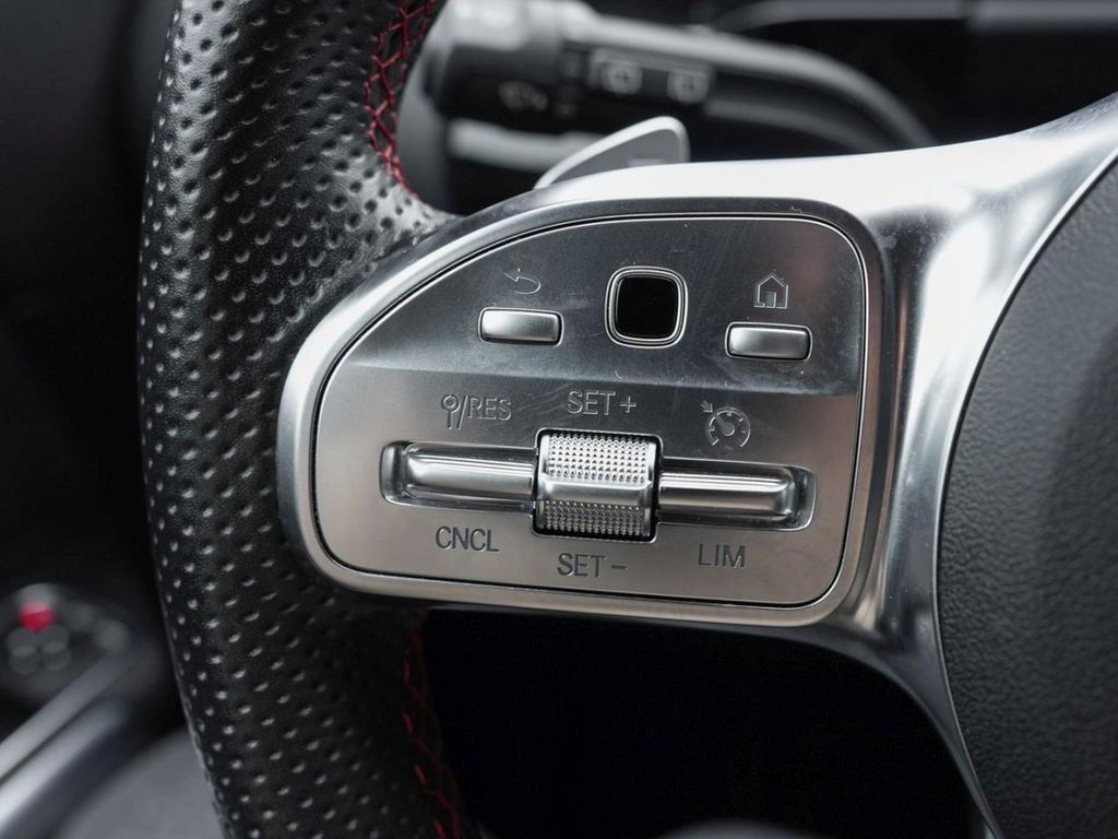 Mercedes-Benz GLA 250 2021