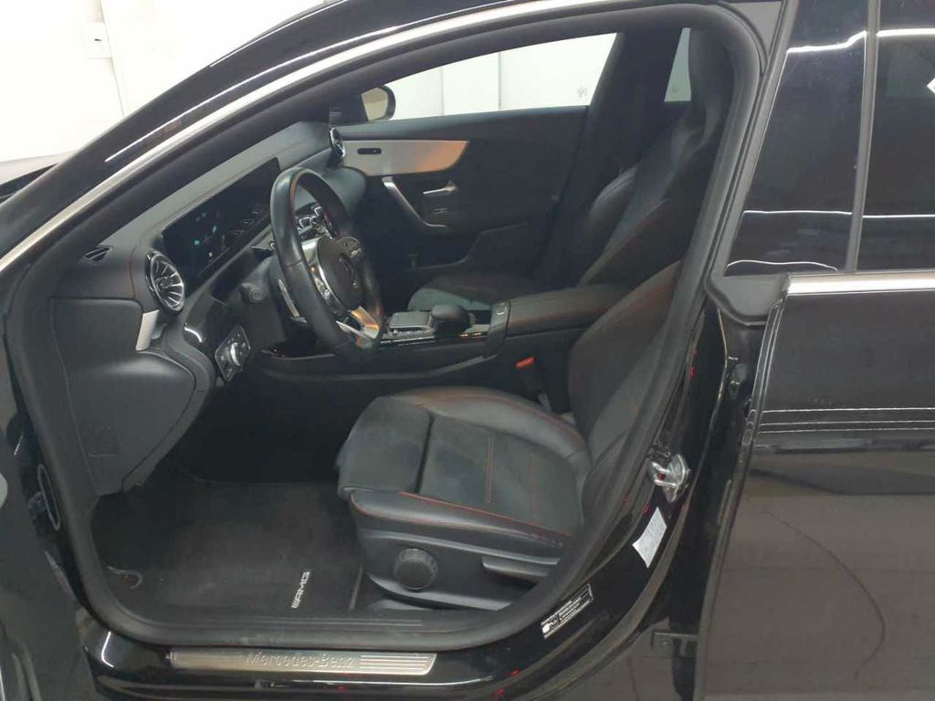 Mercedes-Benz CLA 250 2022