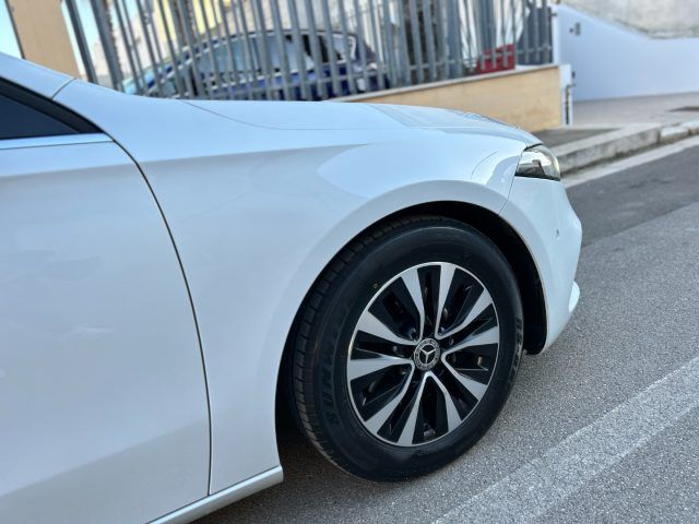 Mercedes-Benz A 180 2021