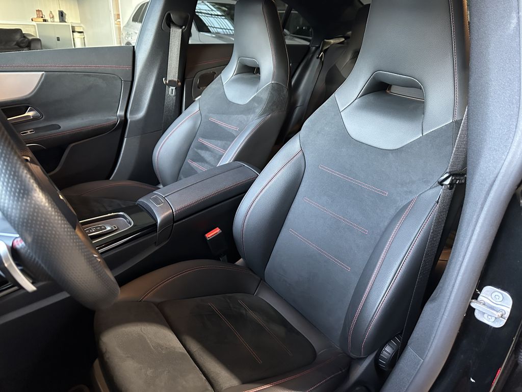 Mercedes-Benz CLA 200 2023