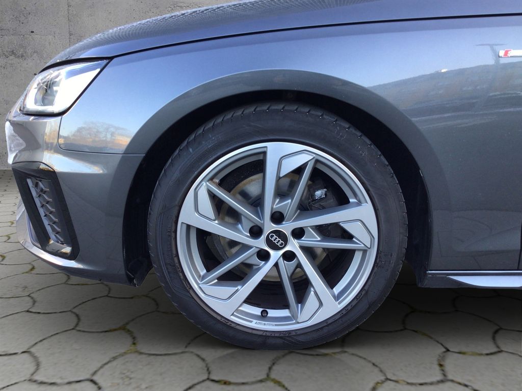 Audi A4 2022