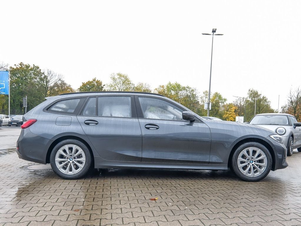 BMW 318 2021