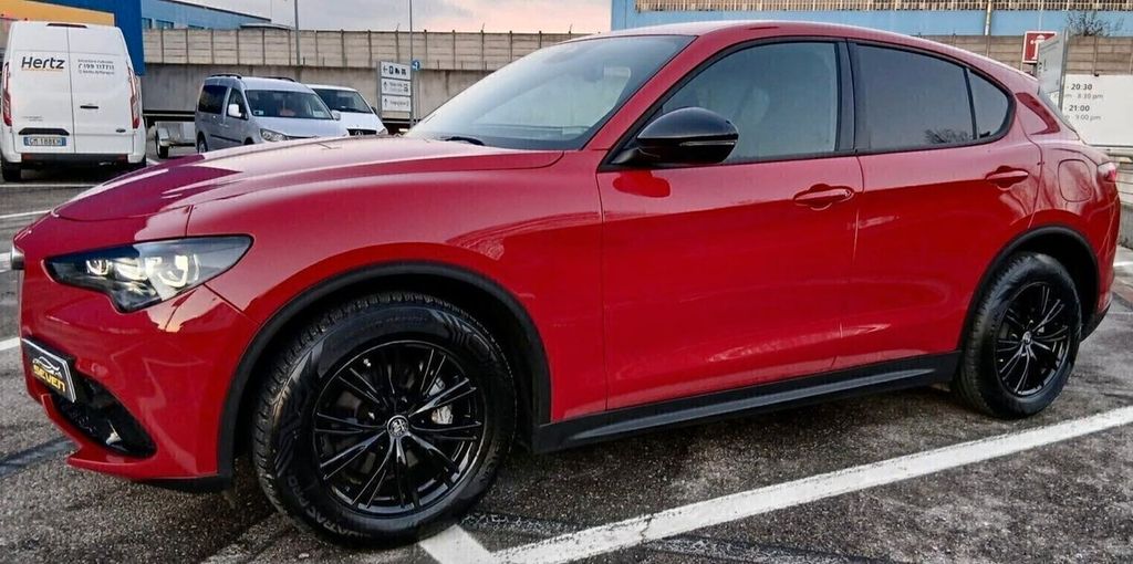 Alfa Romeo Stelvio 2023