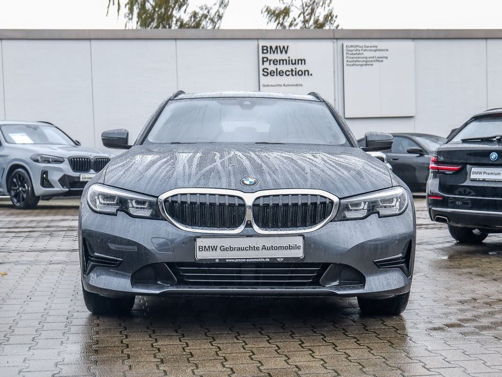 BMW 318 2021