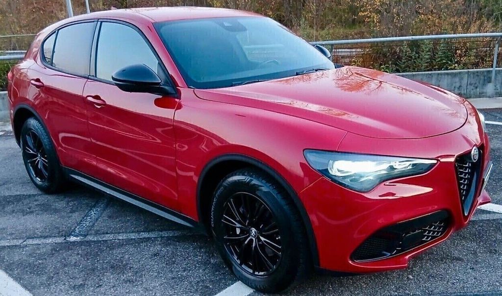 Alfa Romeo Stelvio 2023