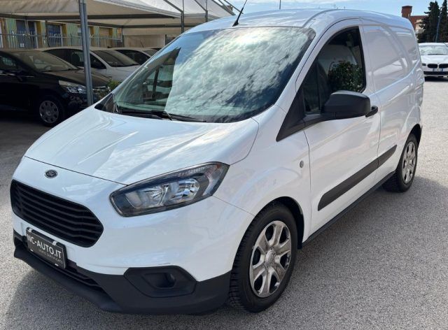 Ford Transit Courier 2023