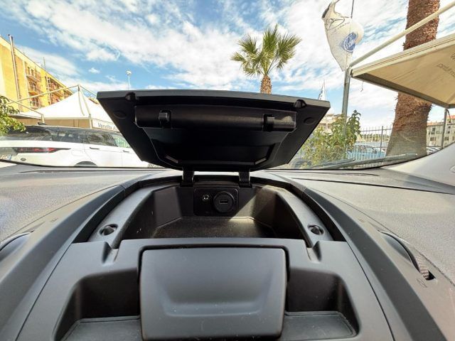 Ford Transit Courier 2023