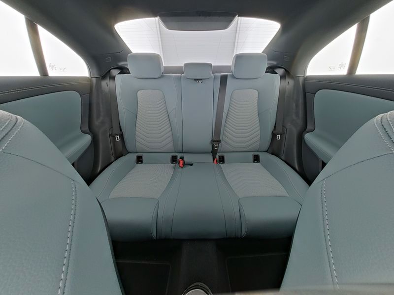 Mercedes-Benz CLA 180 2024