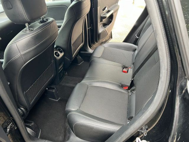 Mercedes-Benz GLA 180 2021