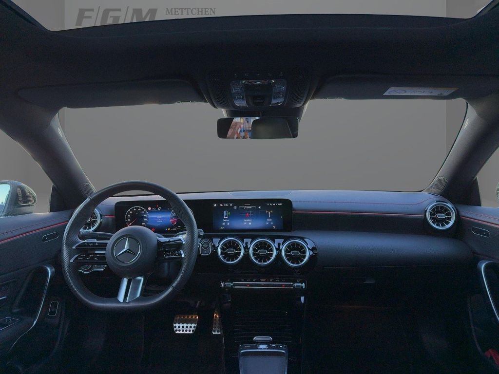 Mercedes-Benz CLA 180 2025