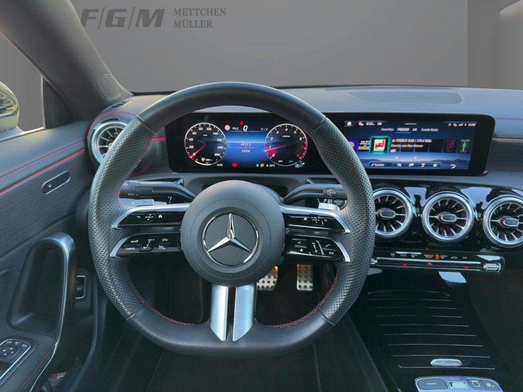 Mercedes-Benz CLA 180 2025