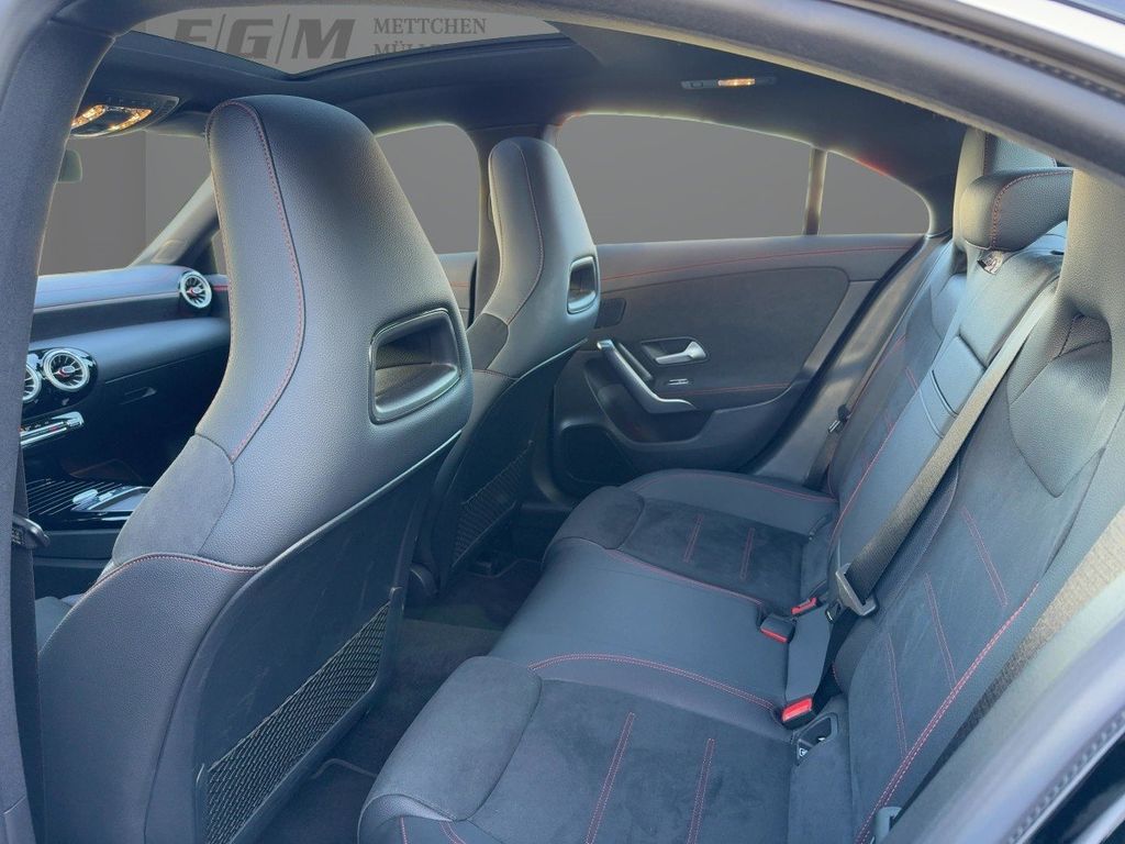 Mercedes-Benz CLA 180 2025