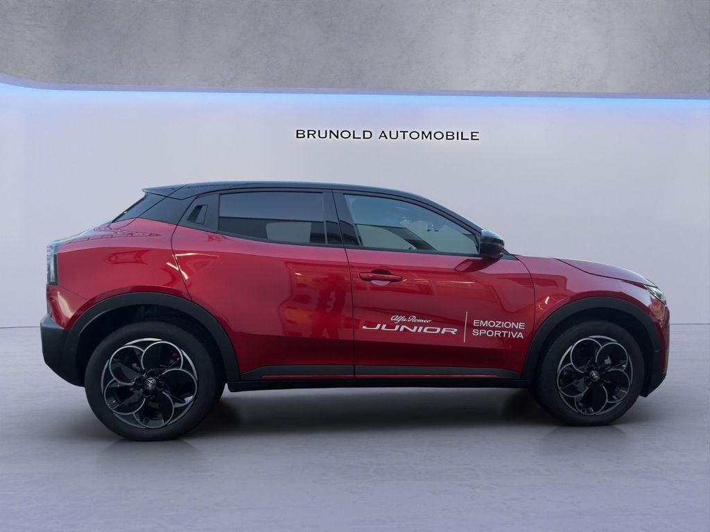 Alfa Romeo Junior 2024