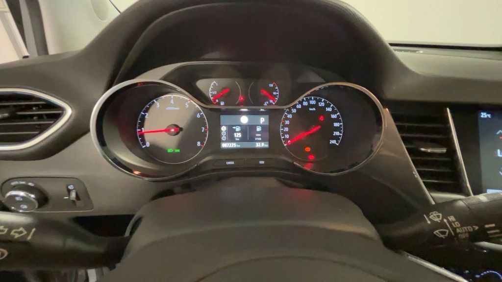 Opel Crossland (X) 2020