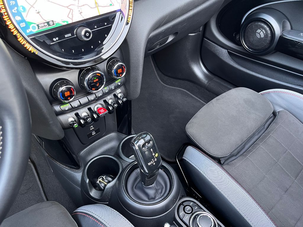 MINI Cooper Cabrio 2023