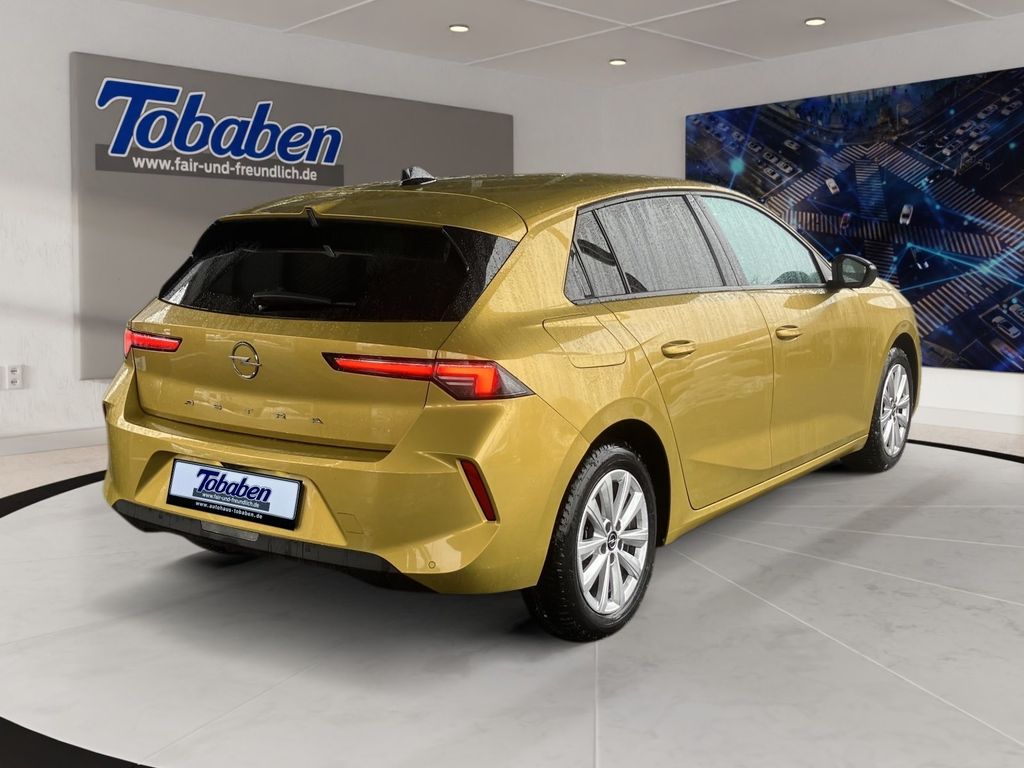 Opel Astra 2022