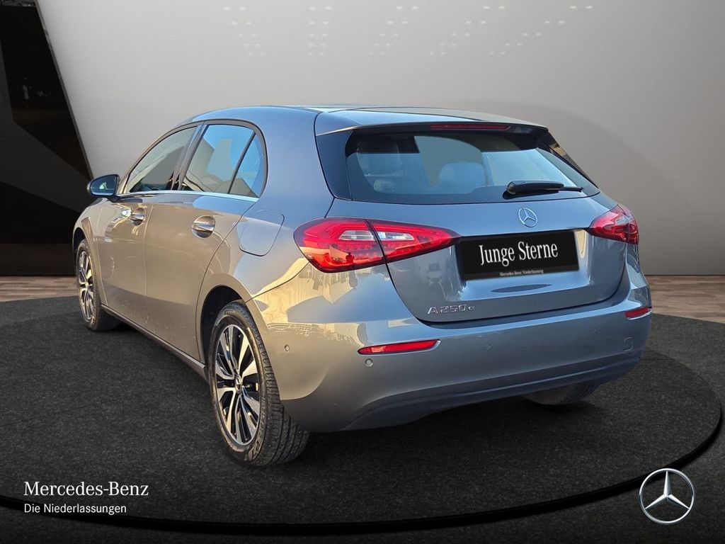 Mercedes-Benz A 250 2021
